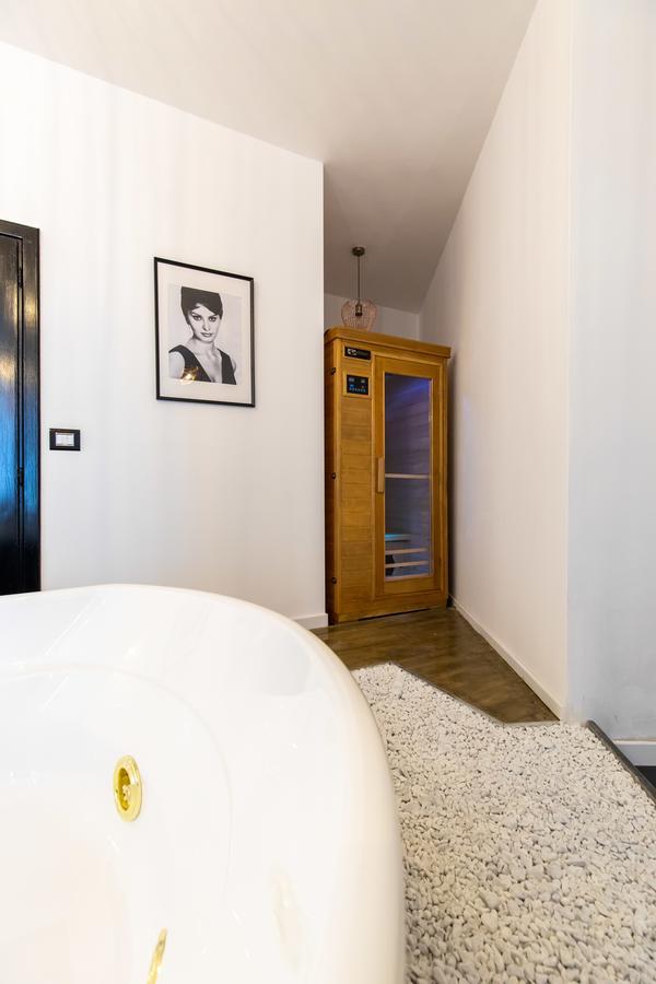 Muni Boutique Flat By Babylon Stay Nápoles Exterior foto